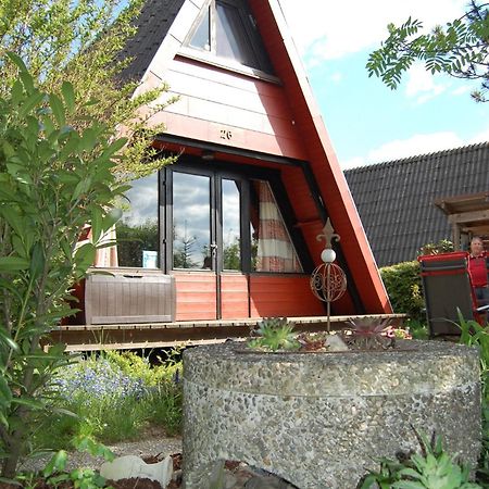 Ferienhaus Mit Seeblick فالدكيرشن المظهر الخارجي الصورة